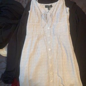 Francescas dress size M